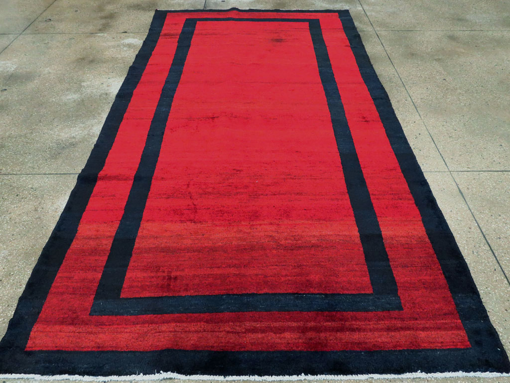 Vintage Persian Mahal Carpet, No.28423 - Staging