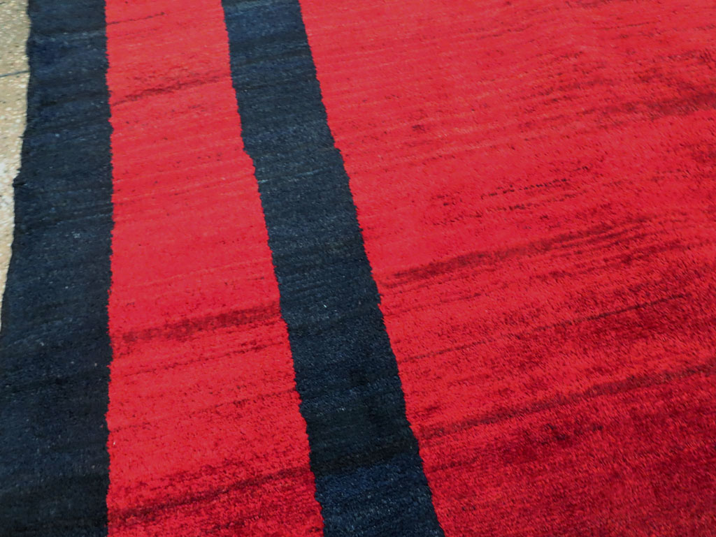 Vintage Persian Mahal Carpet, No.28423 - Staging