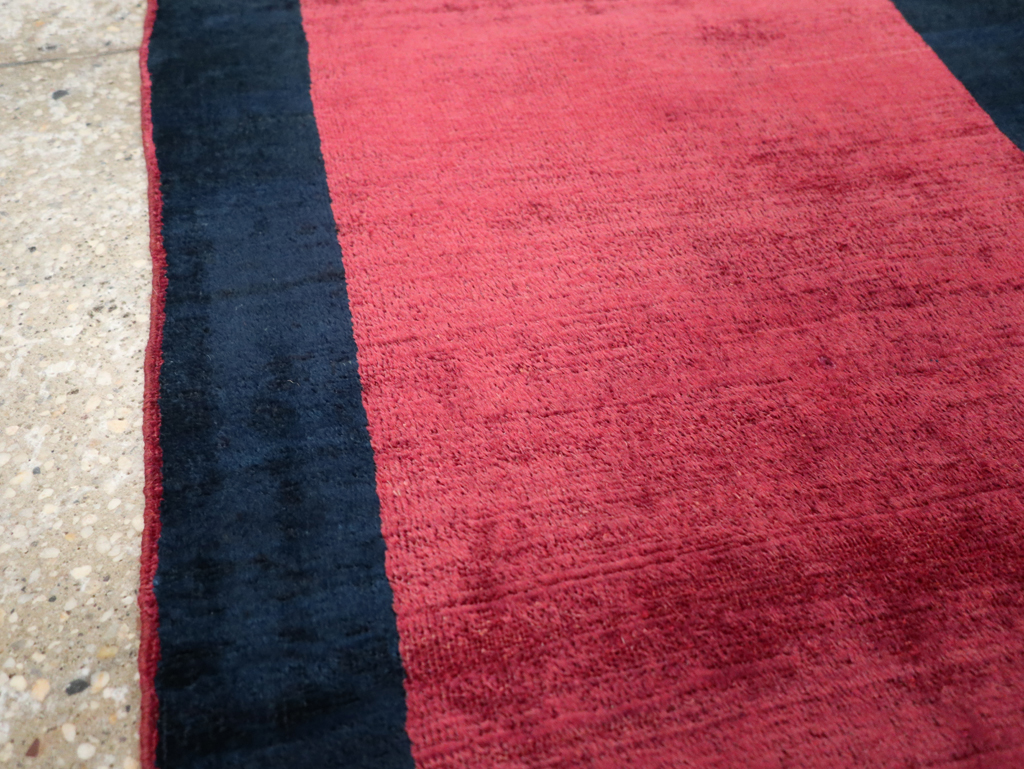 Vintage Persian Mahal Rug, No.28430 - Staging