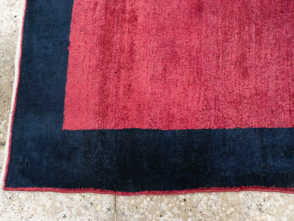 Vintage Persian Mahal Rug, No.28430 - Staging