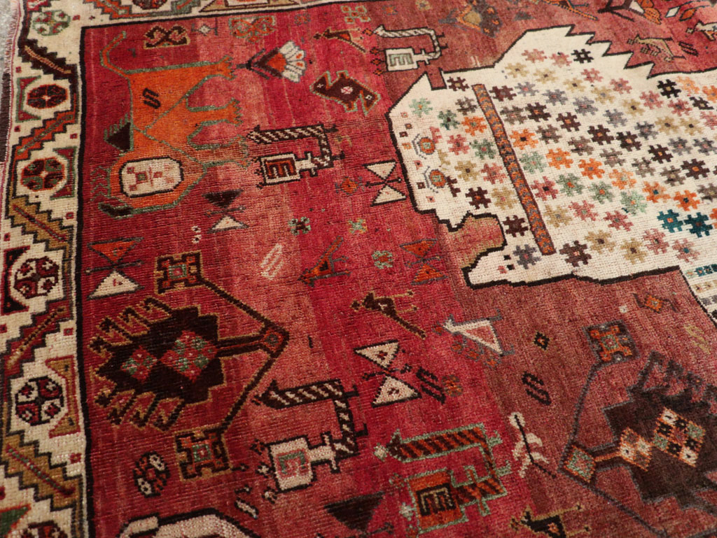 Vintage Persian Qashqai Pictorial Throw Rug, No.28434 - Staging