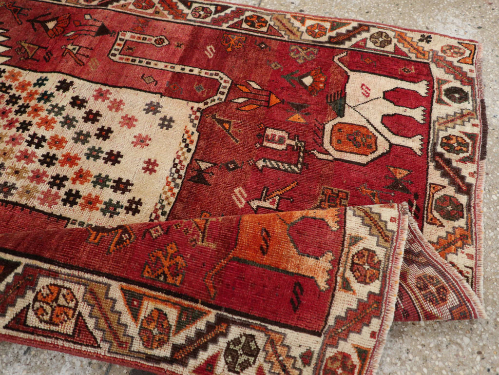 Vintage Persian Qashqai Pictorial Throw Rug, No.28434 - Staging