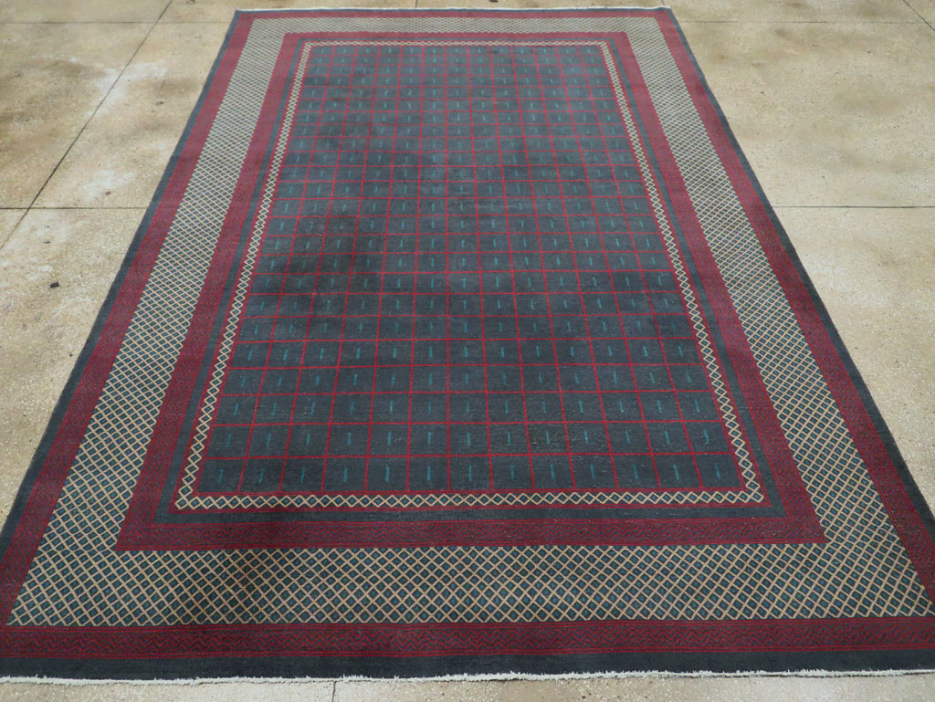 Vintage Indian Lahore Room Size Carpet, No.28450 - Staging