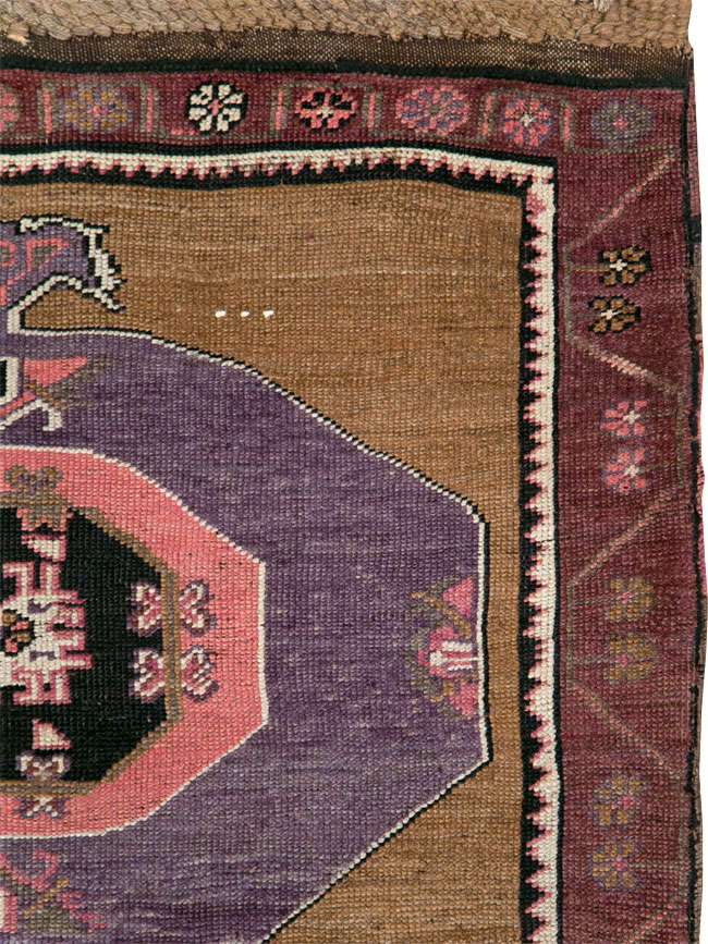 Vintage Turkish Anatolian Long Gallery Carpet, No.28458 - Staging