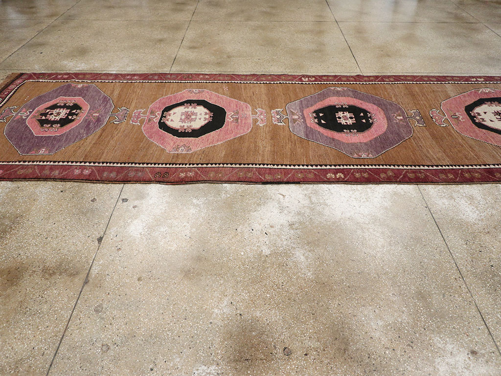 Vintage Turkish Anatolian Long Gallery Carpet, No.28458 - Staging