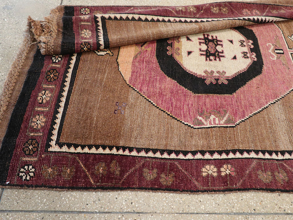 Vintage Turkish Anatolian Long Gallery Carpet, No.28458 - Staging