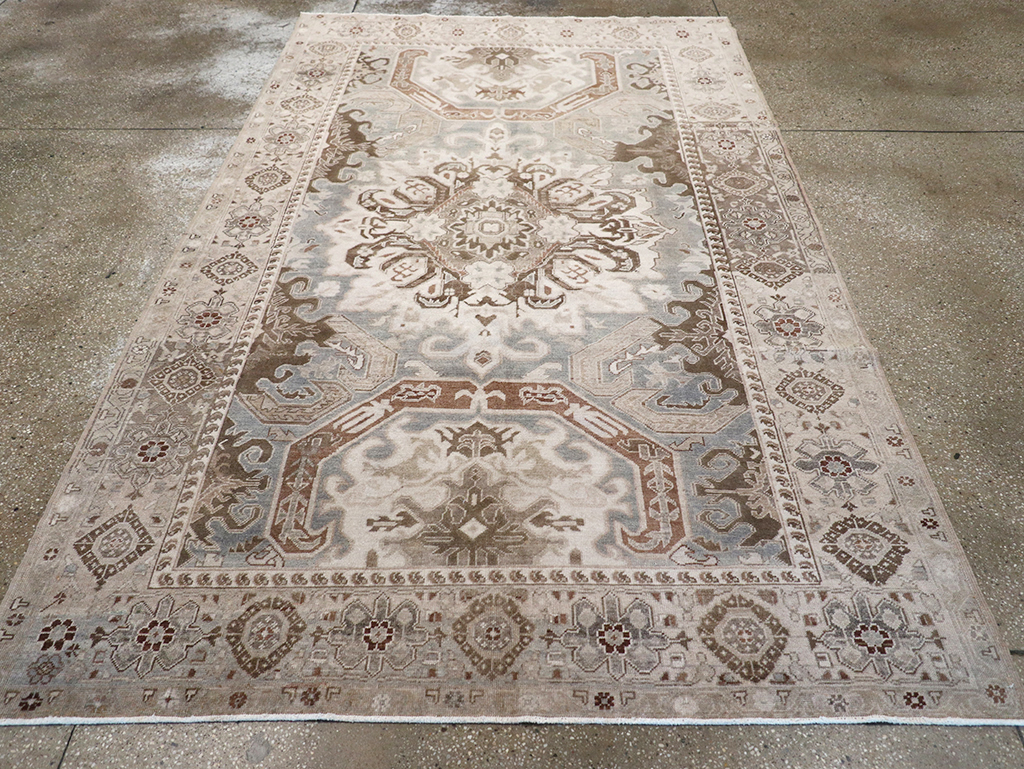 Vintage Turkish Anatolian Rug, No.28487 - Staging
