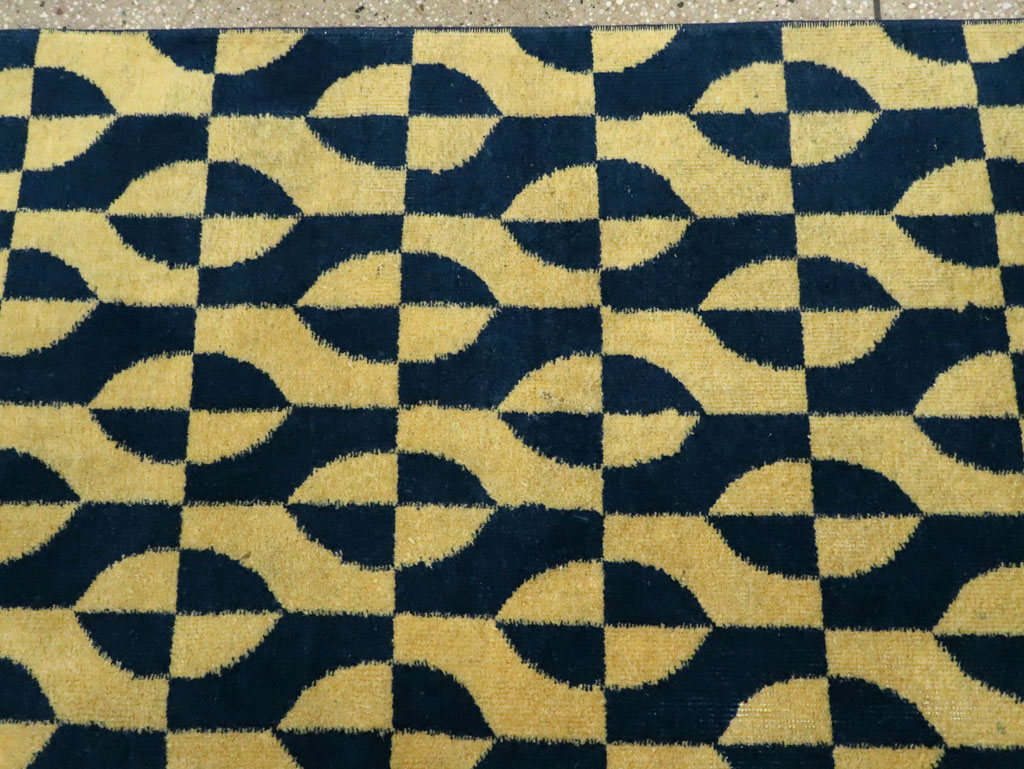 Vintage Anatolian Art Deco Carpet, No.28488 - Staging