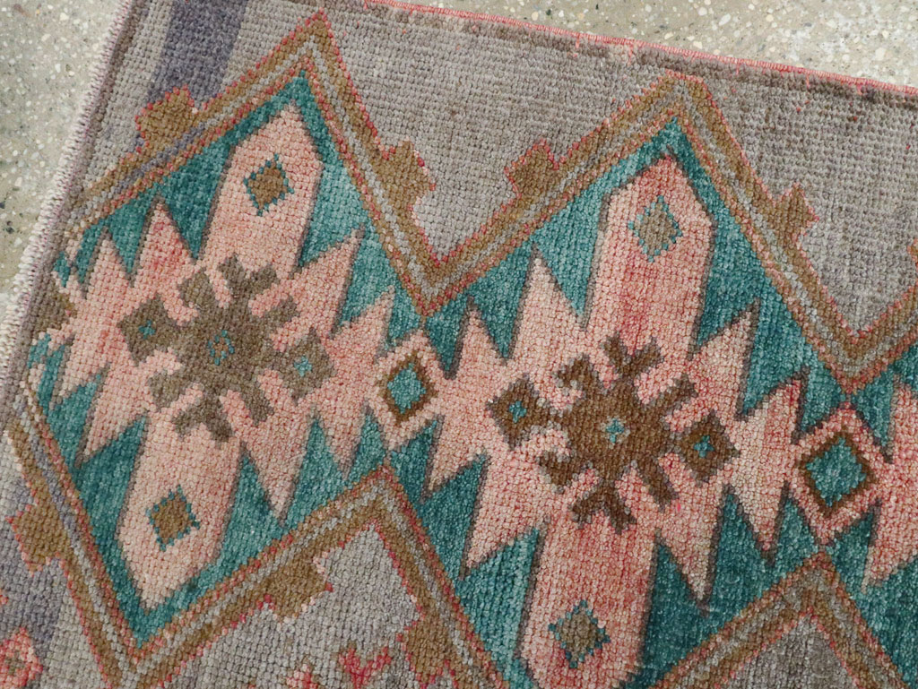 Vintage Anatolian Rug, No.28489 - Staging