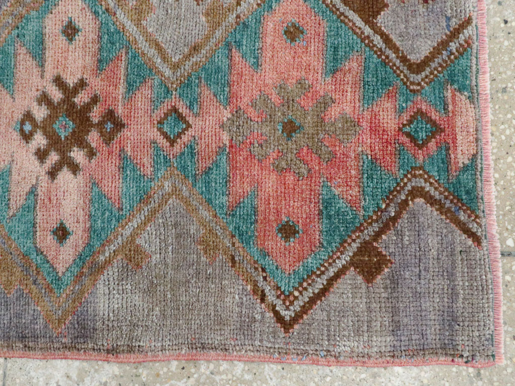 Vintage Anatolian Rug, No.28489 - Staging