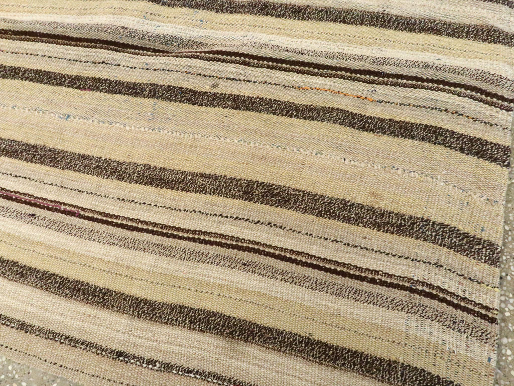 Vintage Persian Flatweave Kilim Accent Rug, No.28511 - Staging