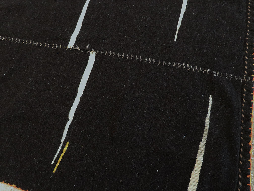 Contemporary Persian Flatweave Kilim Accent Rug, No.28542 - Staging