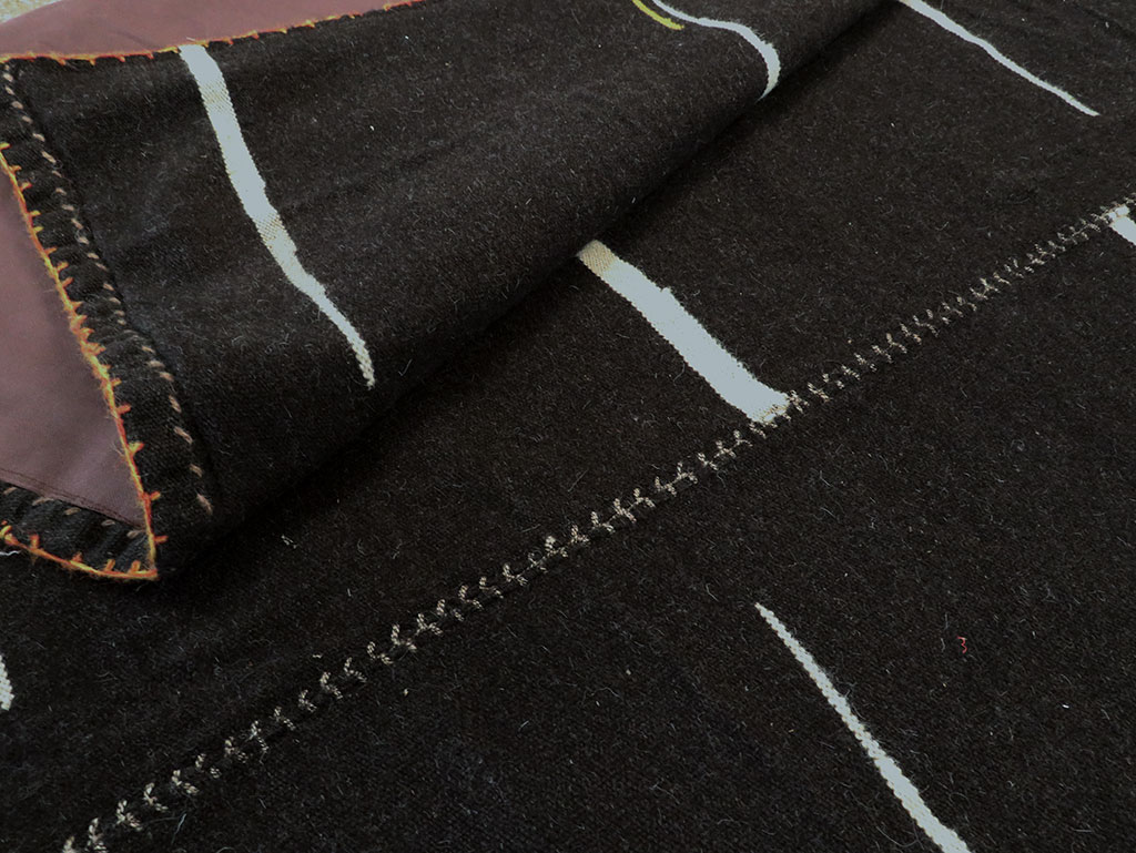 Contemporary Persian Flatweave Kilim Accent Rug, No.28542 - Staging