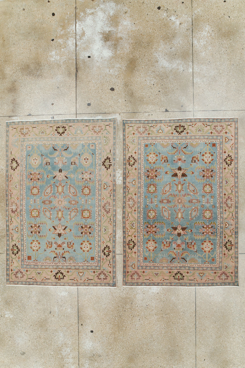 Vintage Persian Malayer Accent Rug (Pair: 2 of 2), No.28604 - Staging