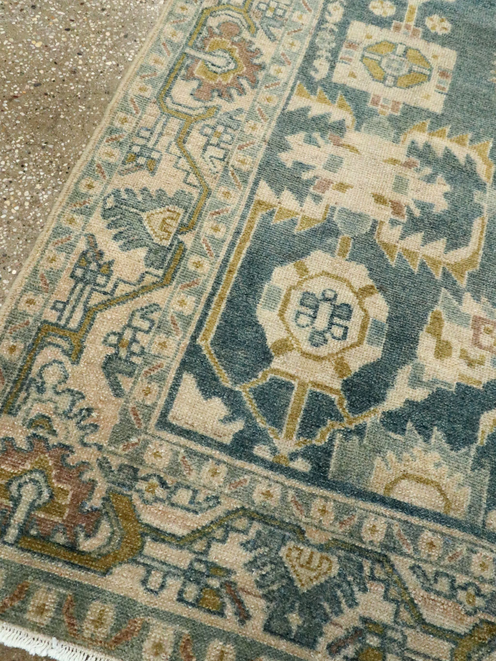 Vintage Persian Malayer Accent Rug, No.28630 - Staging