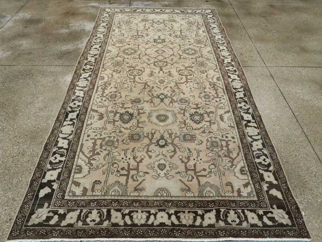 Vintage Persian Malayer Gallery Carpet, No.28740 - Staging