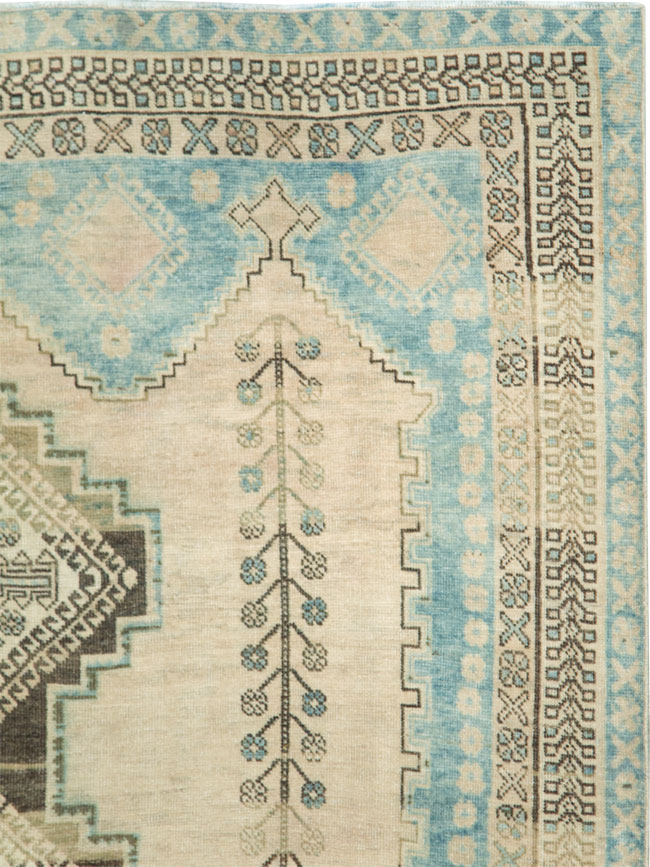 Vintage Persian Afshar Rug, No.28771 - Staging