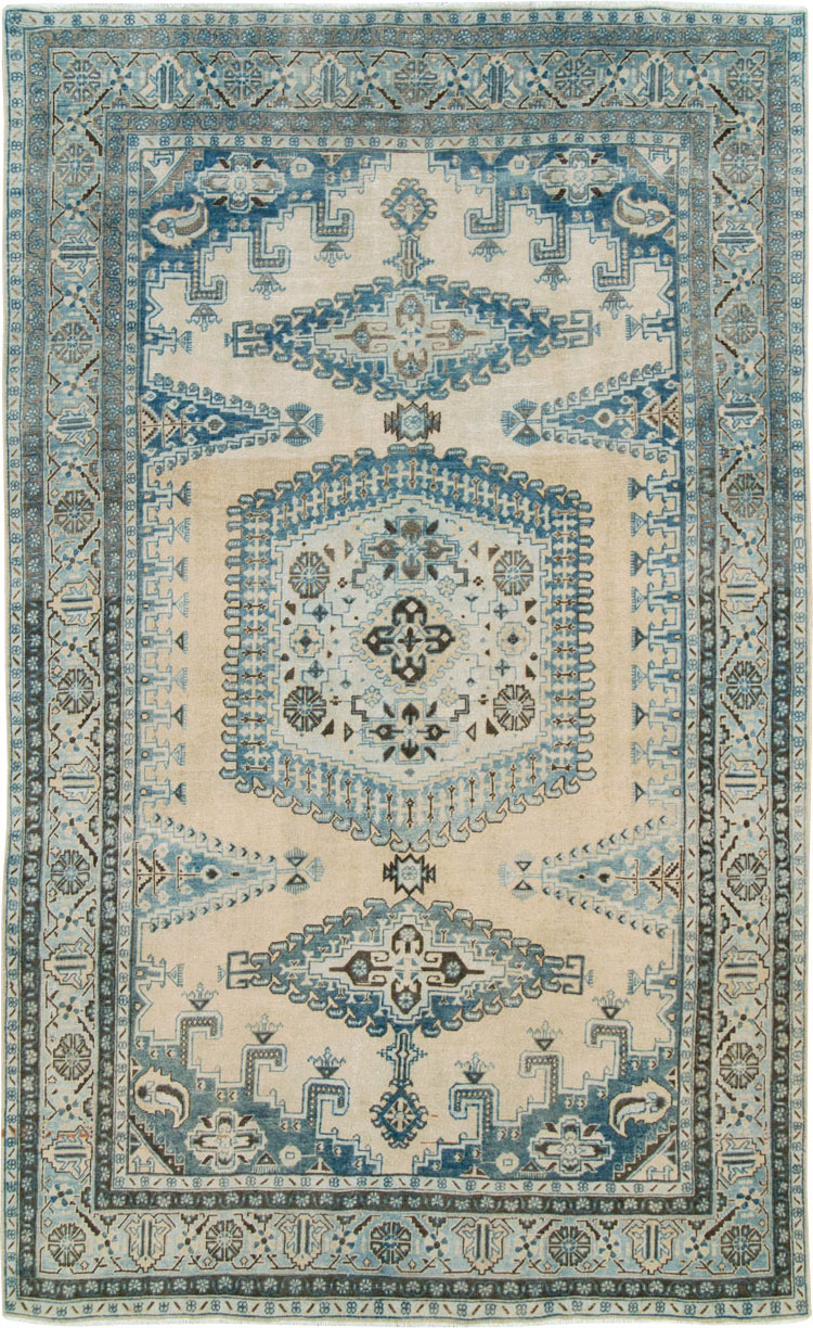 Vintage Persian Veece Accent Carpet, No.28843 - Staging