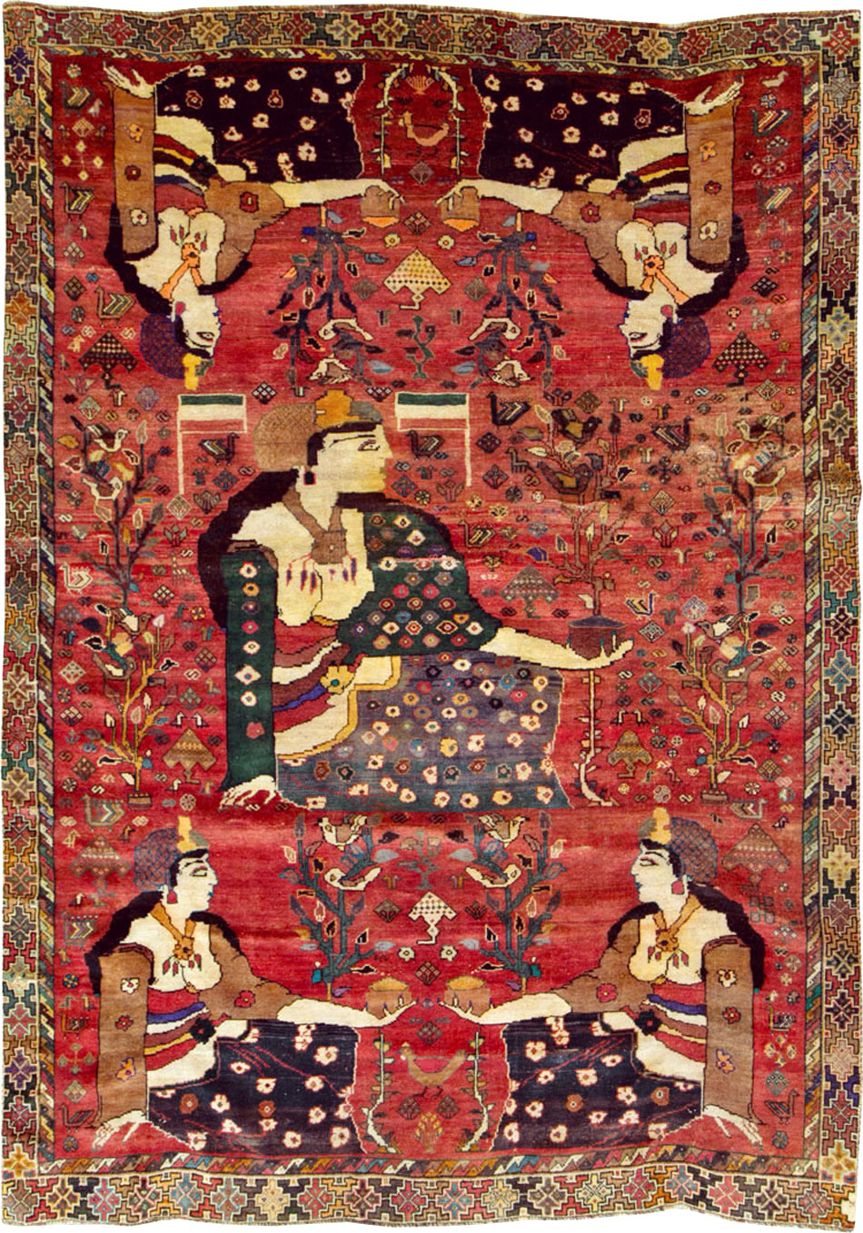 Vintage Persian Shiraz Pictorial Accent Carpet, No.28873 - Staging