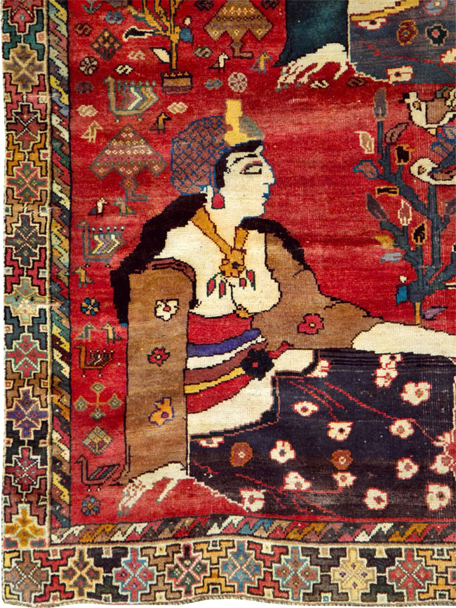 Vintage Persian Shiraz Pictorial Accent Carpet, No.28873 - Staging