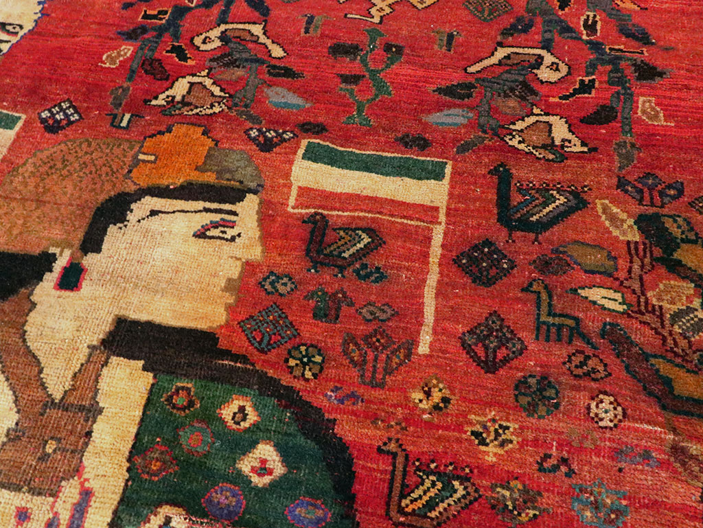 Vintage Persian Shiraz Pictorial Accent Carpet, No.28873 - Staging