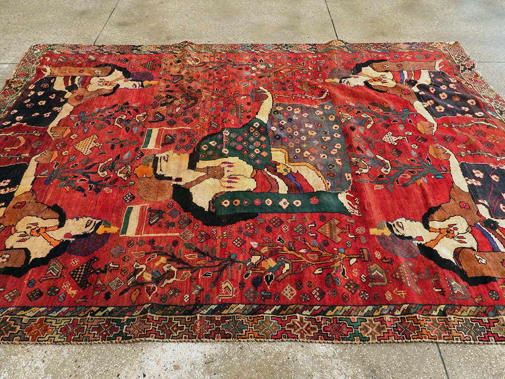 Vintage Persian Shiraz Pictorial Accent Carpet, No.28873 - Staging