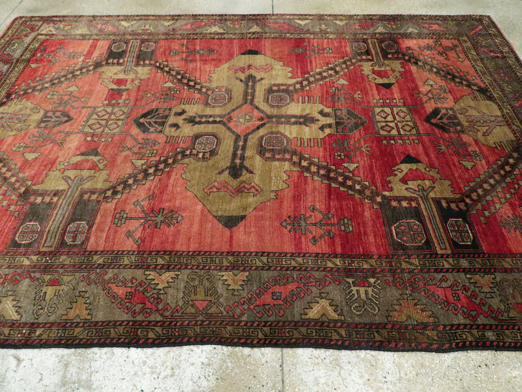 Vintage Turkish Anatolian Accent Rug, No.28886 - Staging