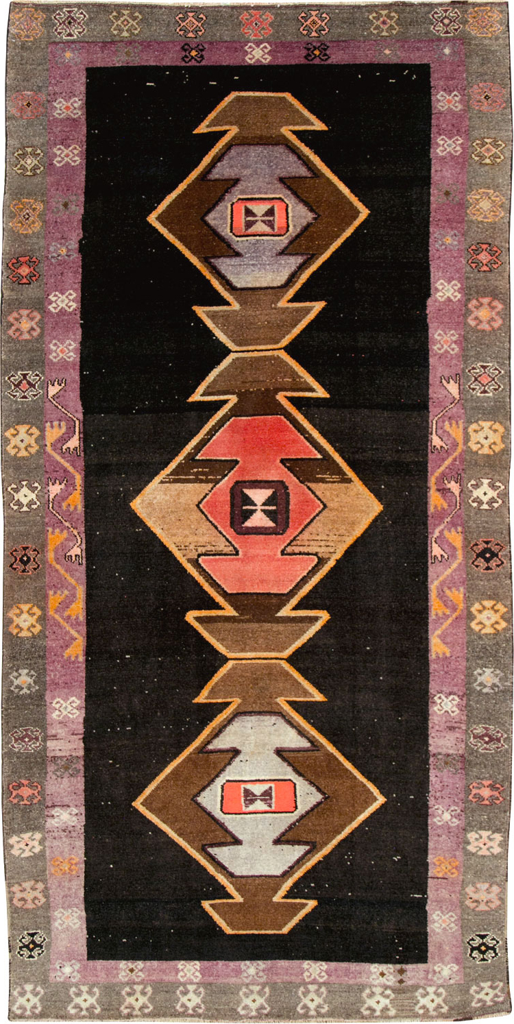 Vintage Turkish Anatolian Gallery Carpet, No.28907 - Staging