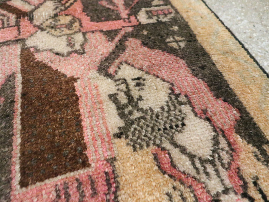 Vintage Turkish Pictorial Anatolian Throw Rug, No.28909 - Staging