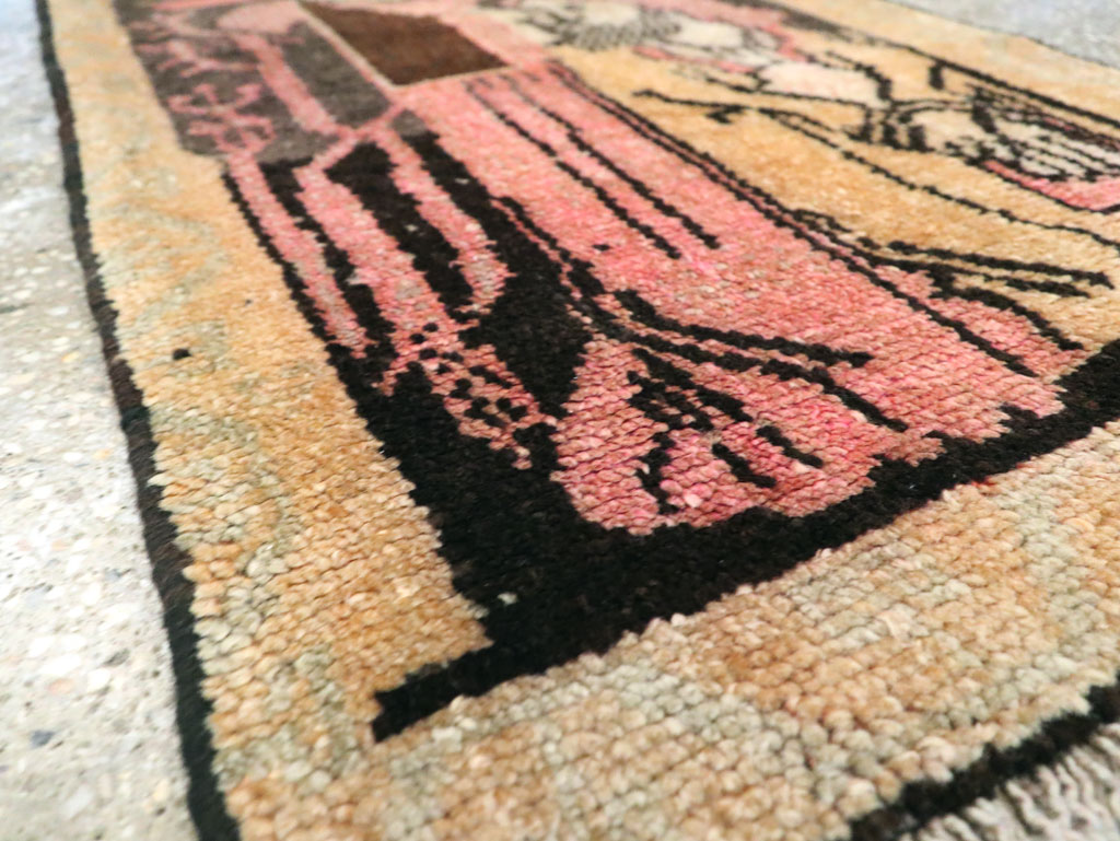 Vintage Turkish Pictorial Anatolian Throw Rug, No.28909 - Staging