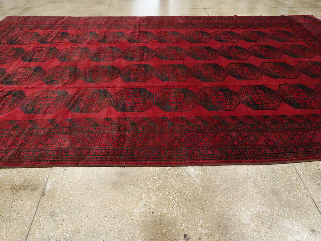 Vintage Central Asian Bokhara Large Room Size Carpet, No.28910 - Staging
