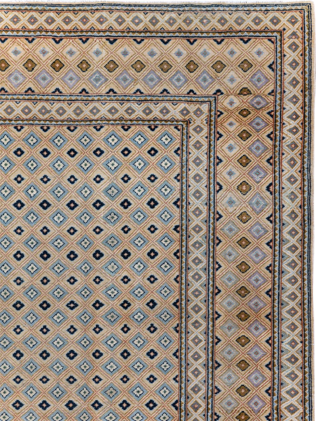 Vintage Persian Kashan Room Size Carpet, No.28918 - Staging