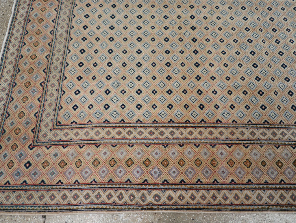 Vintage Persian Kashan Room Size Carpet, No.28918 - Staging