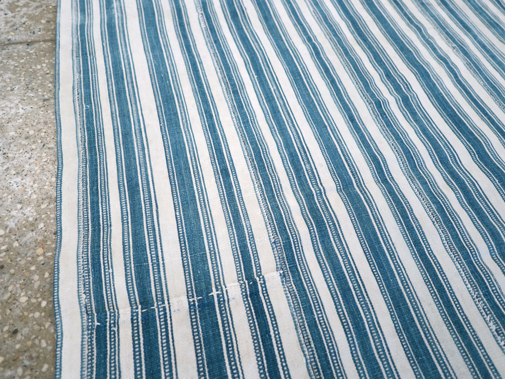 Vintage Persian Flatweave Kilim Throw Rug, No.28923 - Staging