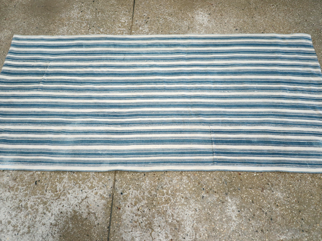 Vintage Persian Flatweave Kilim Throw Rug, No.28923 - Staging