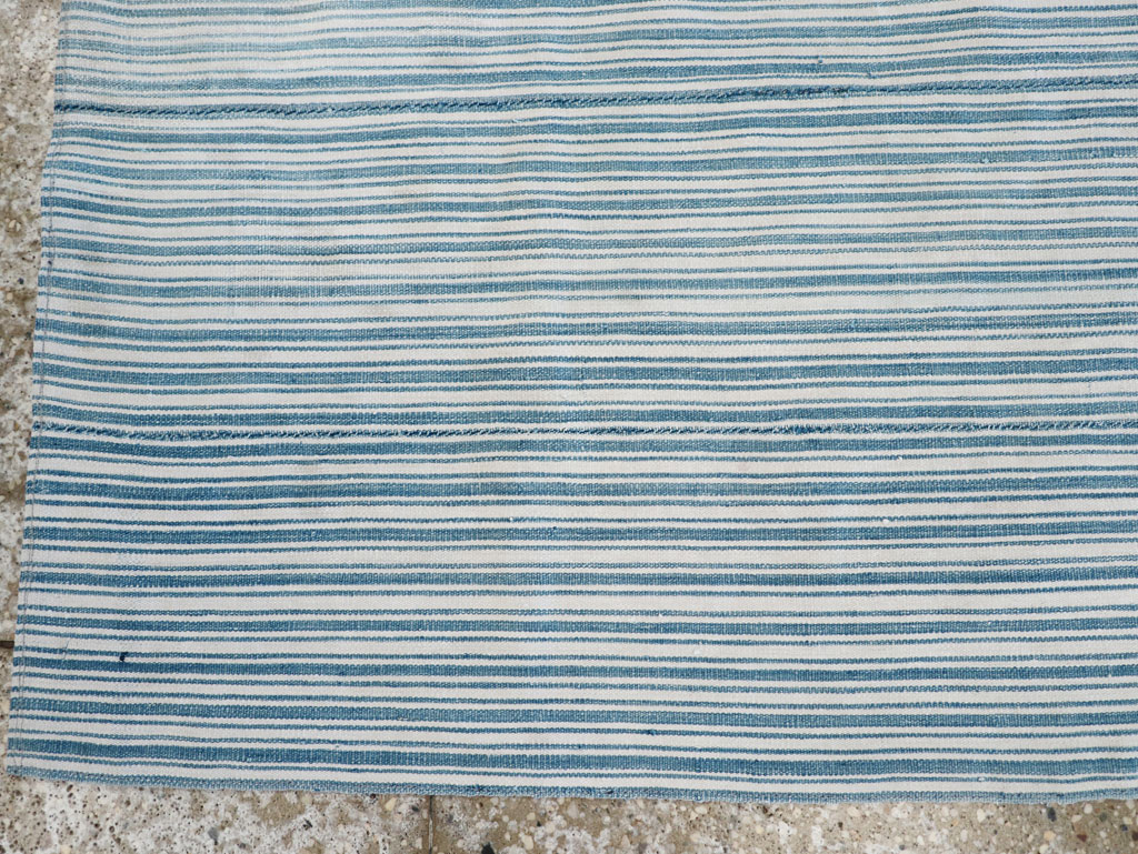 Vintage Persian Flatweave Kilim Throw Rug, No.28925 - Staging