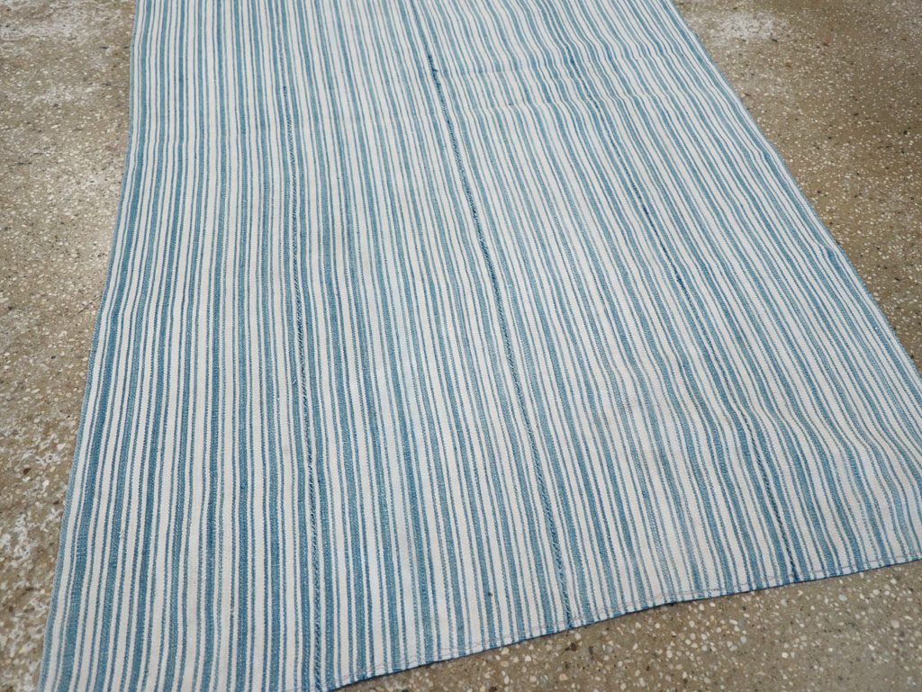 Vintage Persian Flatweave Kilim Throw Rug, No.28925 - Staging