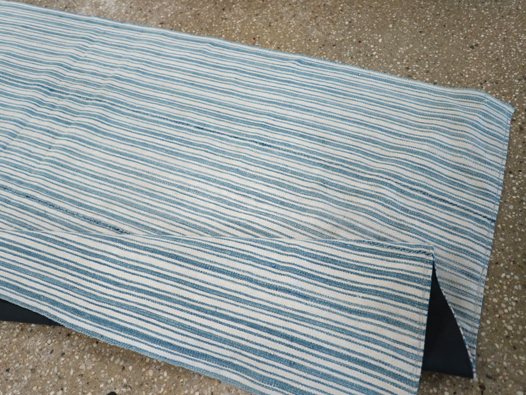 Vintage Persian Flatweave Kilim Throw Rug, No.28925 - Staging