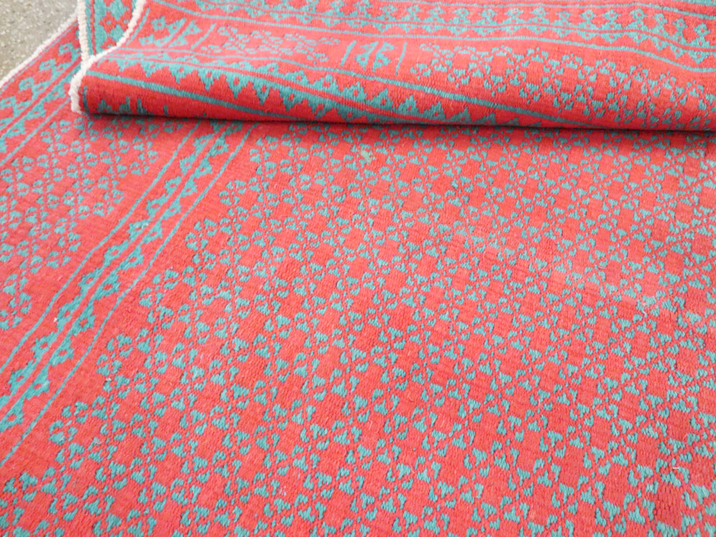 Vintage Persian Reversible Flatweave Kilim Accent Rug, No.28926 - Staging