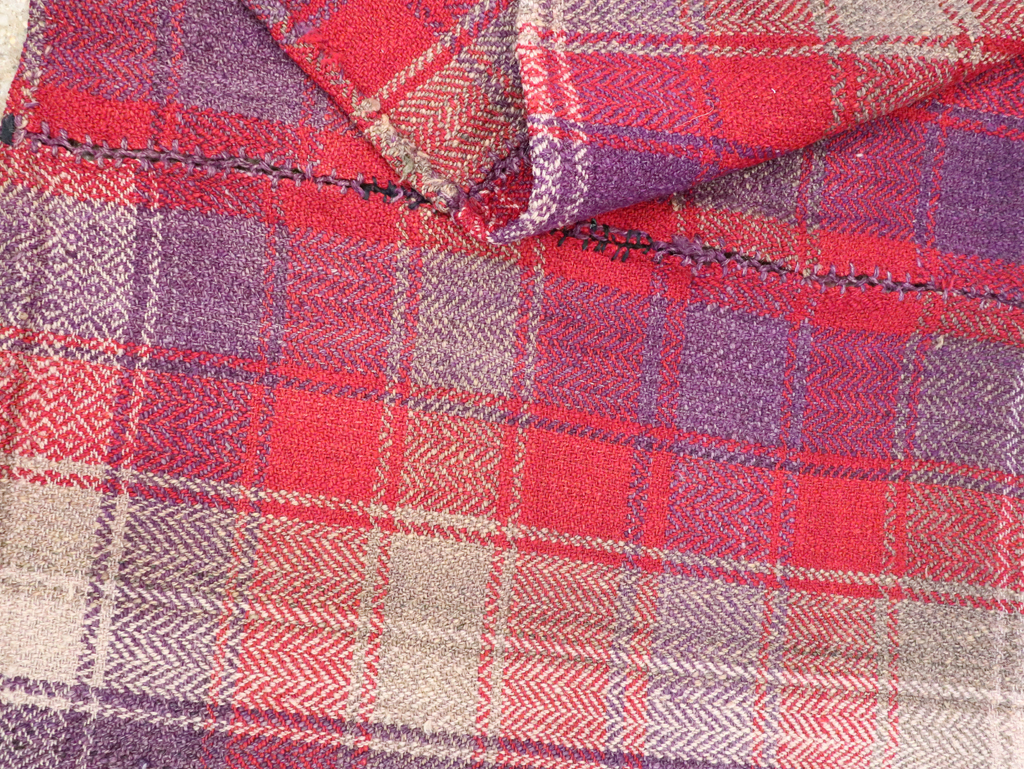 Vintage Persian Textile, No.28949 - Staging