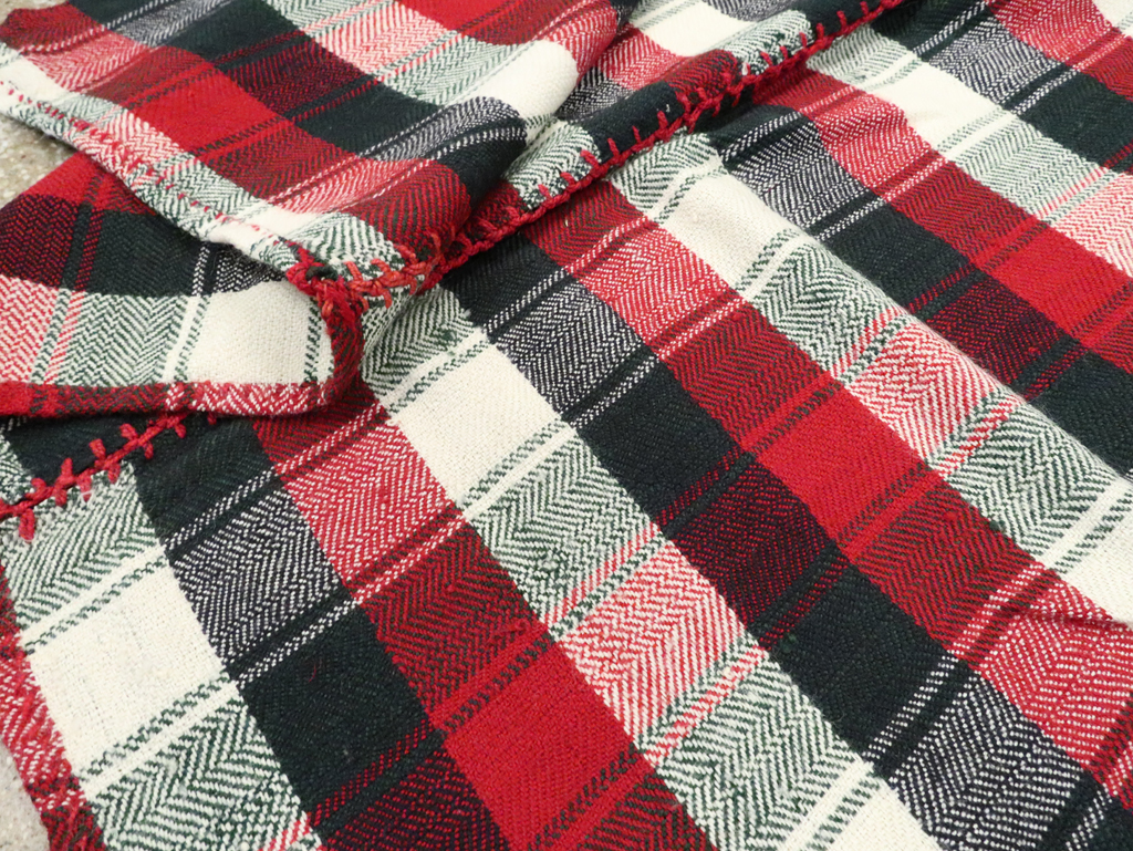 Vintage Persian Textile, No.28957 - Staging