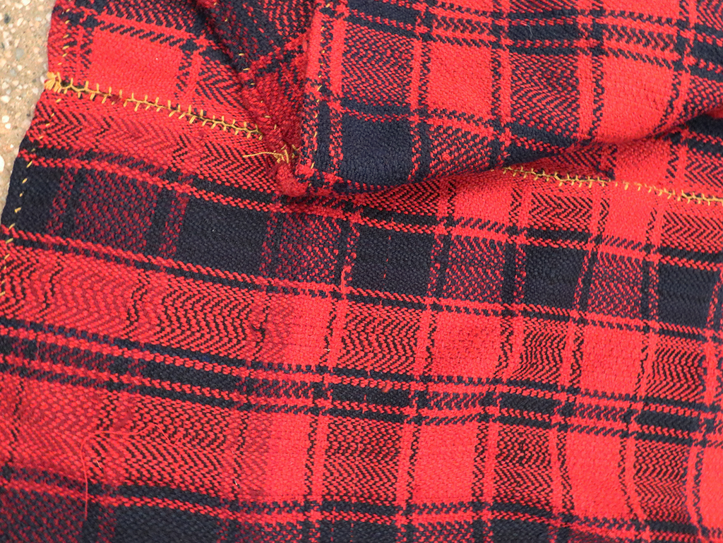 Vintage Persian Textile, No.28958 - Staging