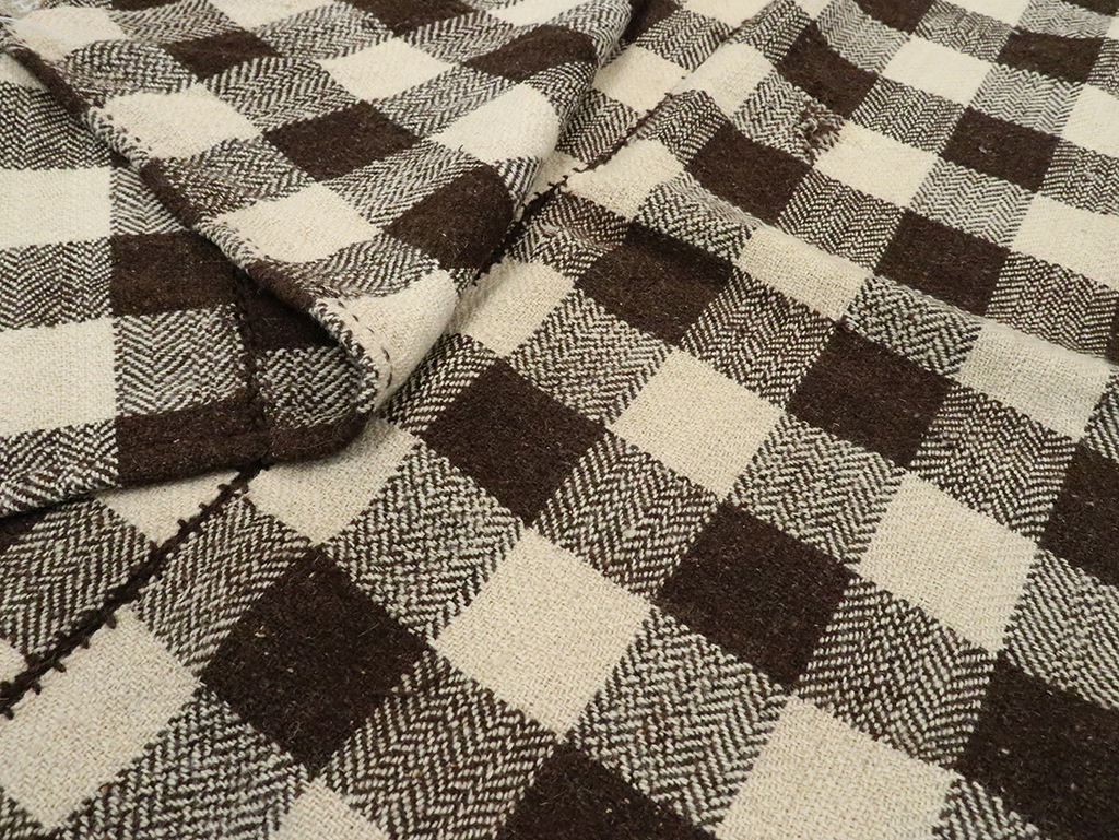 Vintage Persian Textile, No.28963 - Staging