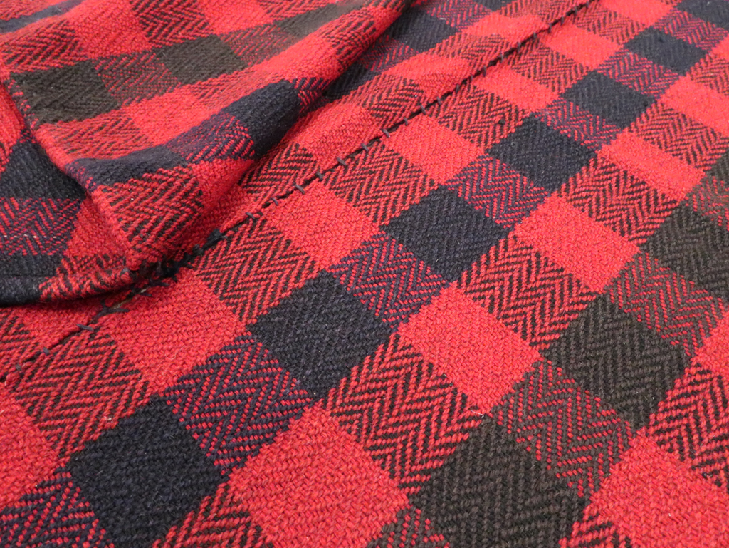 Vintage Persian Textile, No.28967 - Staging