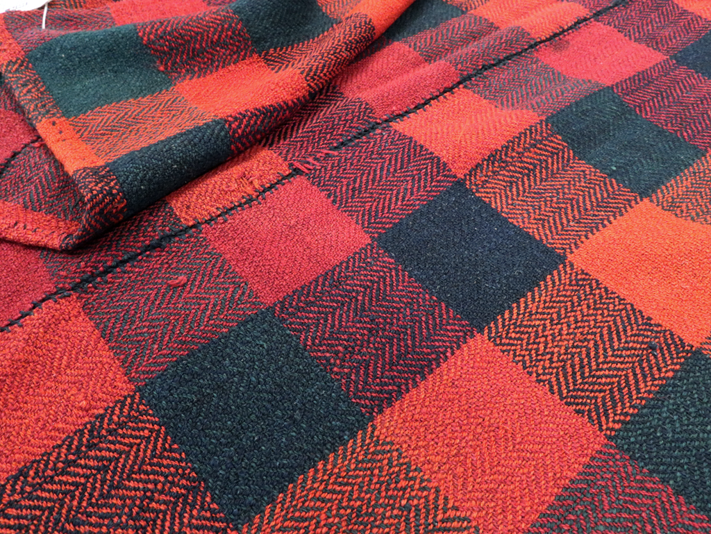 Vintage Persian Textile, No.28970 - Staging