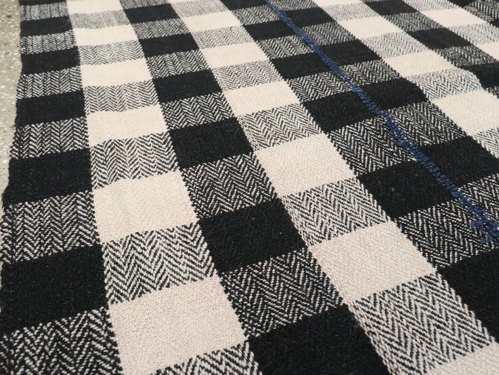 Vintage Persian Textile, No.28971 - Staging