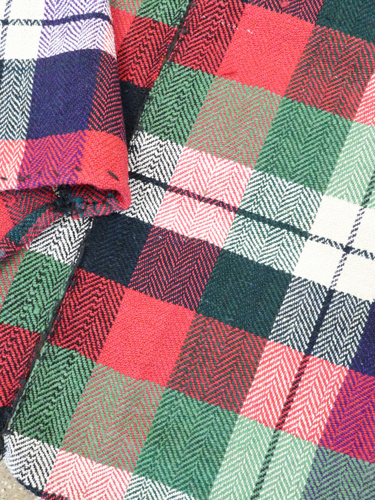 Vintage Persian Textile, No.28989 - Staging