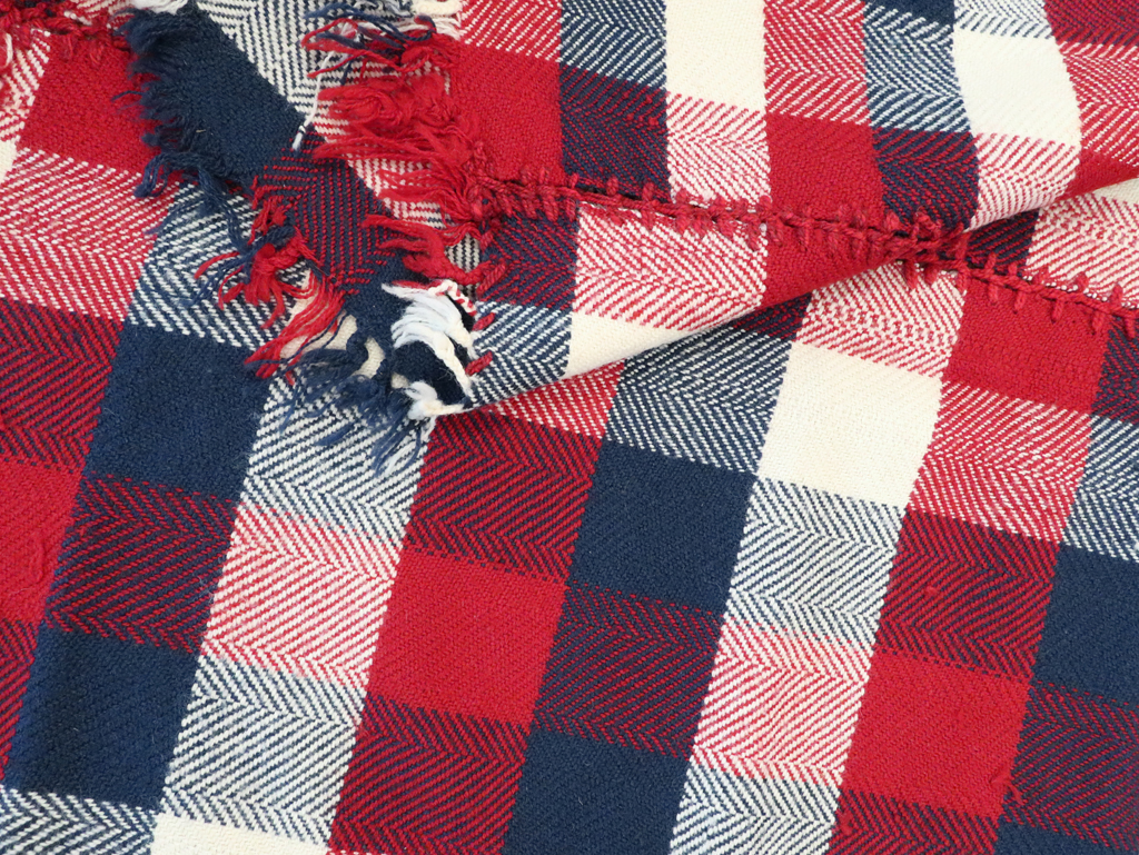 Vintage Persian Textile, No.28993 - Staging