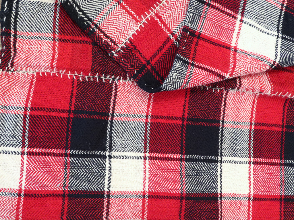 Vintage Persian Textile, No.28996 - Staging