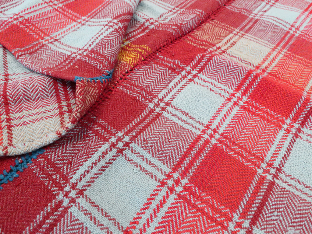 Vintage Persian Textile, No.29002 - Staging